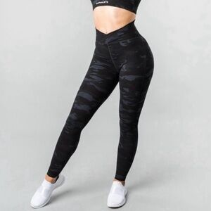 Alphalete surface power Leggings